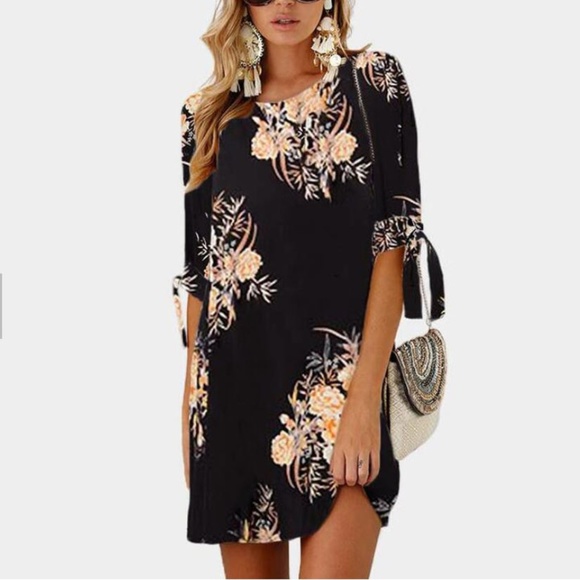 Love Is Real Couture Dresses & Skirts - LAST ONE!! Floral Short Sleeve Shift Dress, Black
